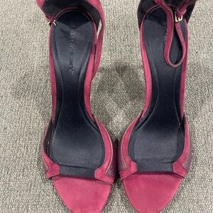 Burberry Elegant Burgundy Heels